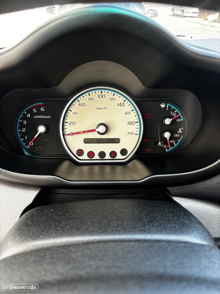 Hyundai i10 1.1 CRDi VGT Comfort - 12