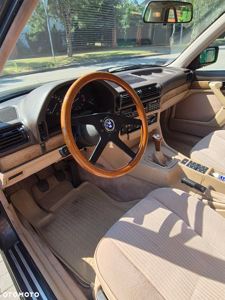 BMW Seria 7 730i - 1