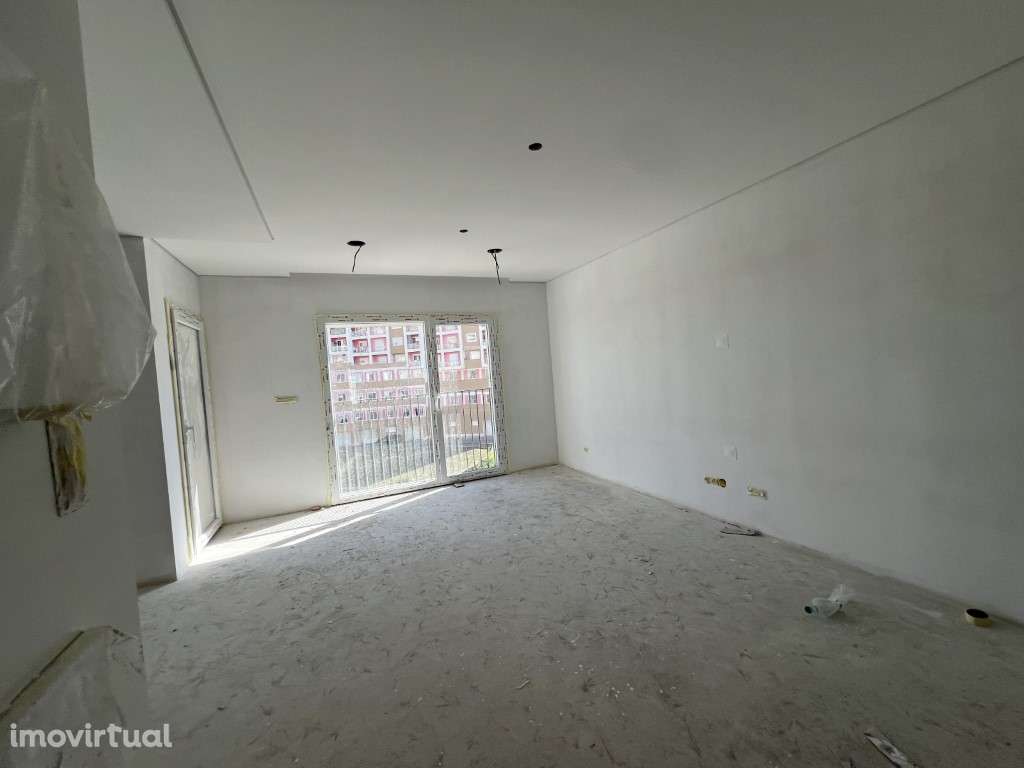 Apartamentos novos em Corroios desde 335.000 euros - Grande imagem: 3/11