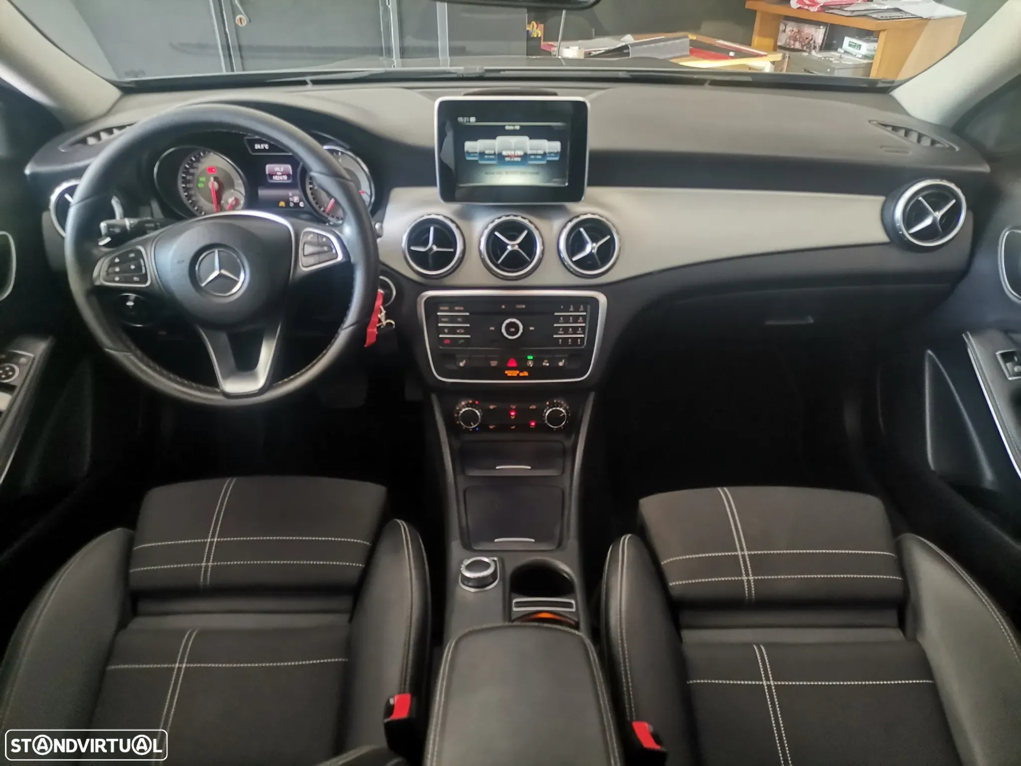 Mercedes-Benz GLA 200 CDi Urban Aut. - 4