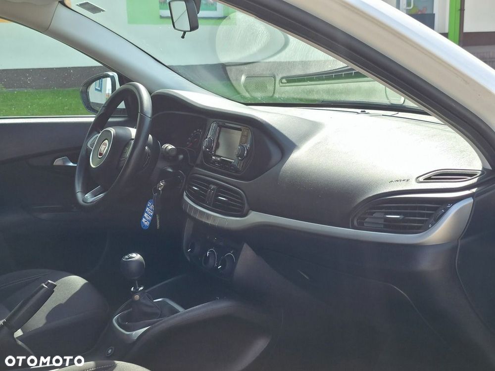 Fiat Tipo - 10