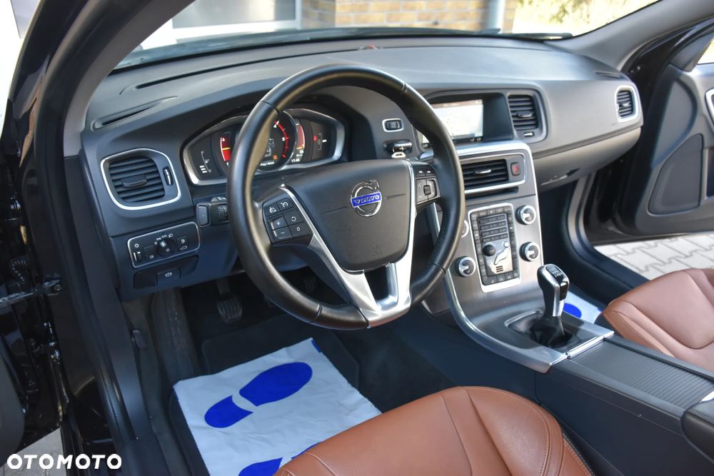 Volvo S60 D3 Summum - 9