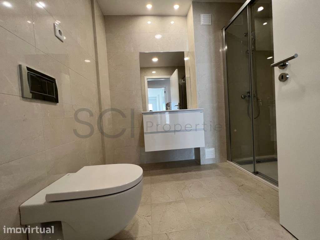 Apartamento T2 com arrecadação Santa Marta do Pinhal Corroios - Grande imagem: 4/10