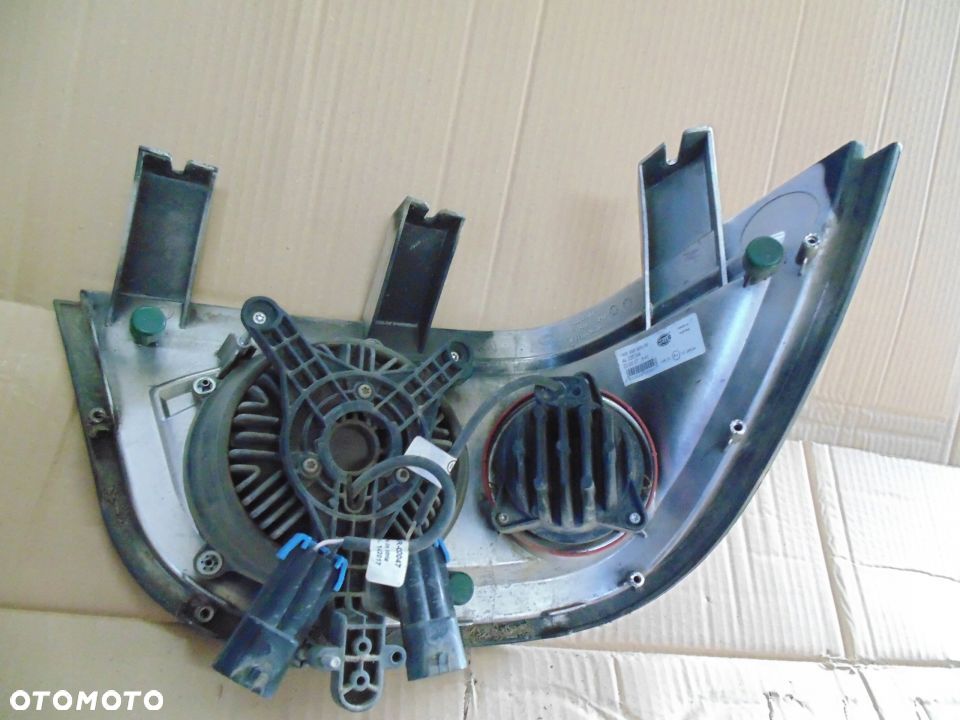 Lampa led 1KE996600-06 JOHN DEERE 6215R 2017r - 4