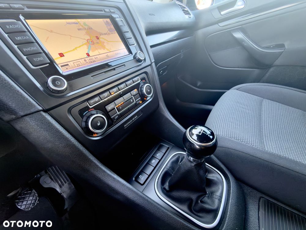 Volkswagen Golf 1.4 TSI Highline Optimum - 27