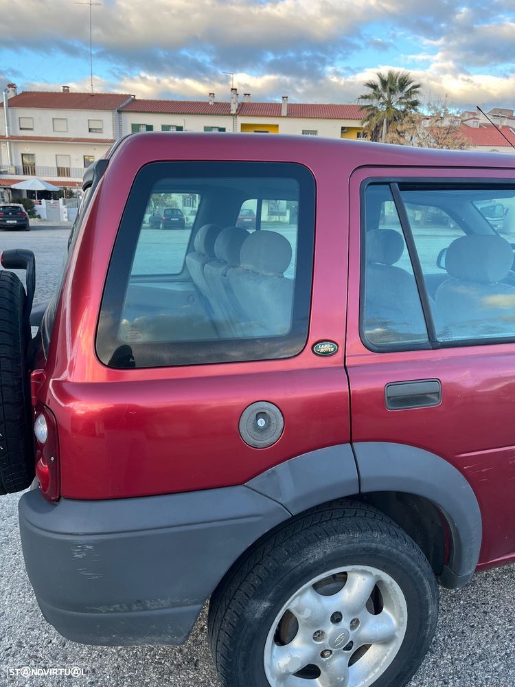 Land Rover Freelander 2.0 di - 11