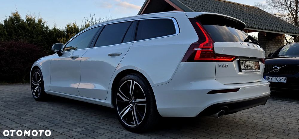 Volvo V60 D4 Geartronic Momentum Pro - 18