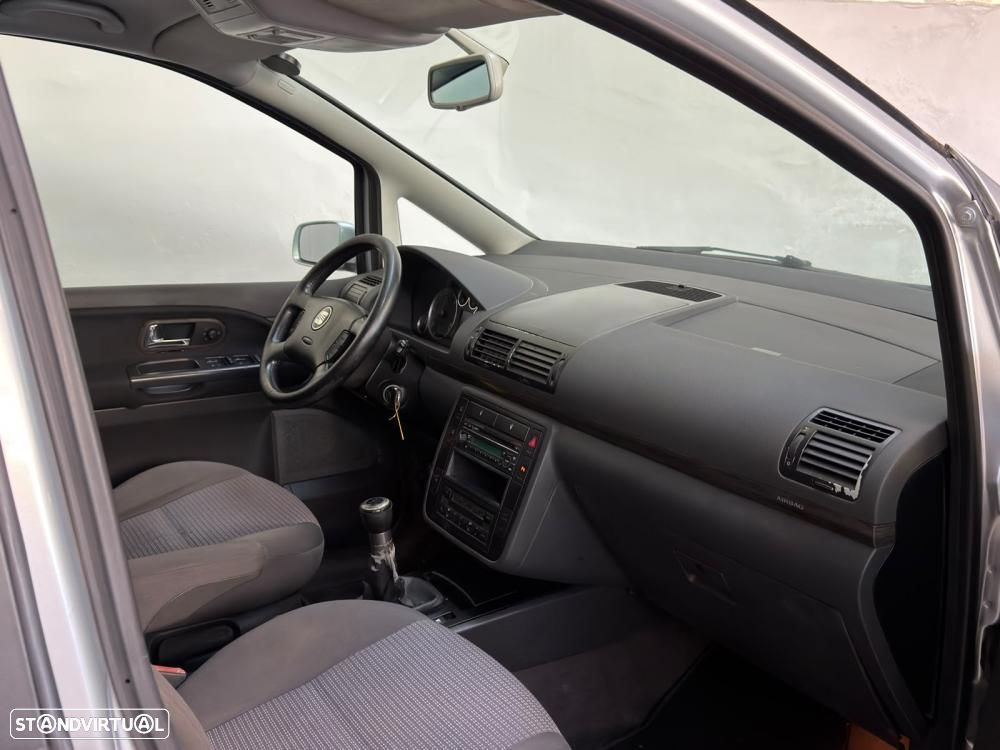 SEAT Alhambra 1.9 TDI Stylance - 17