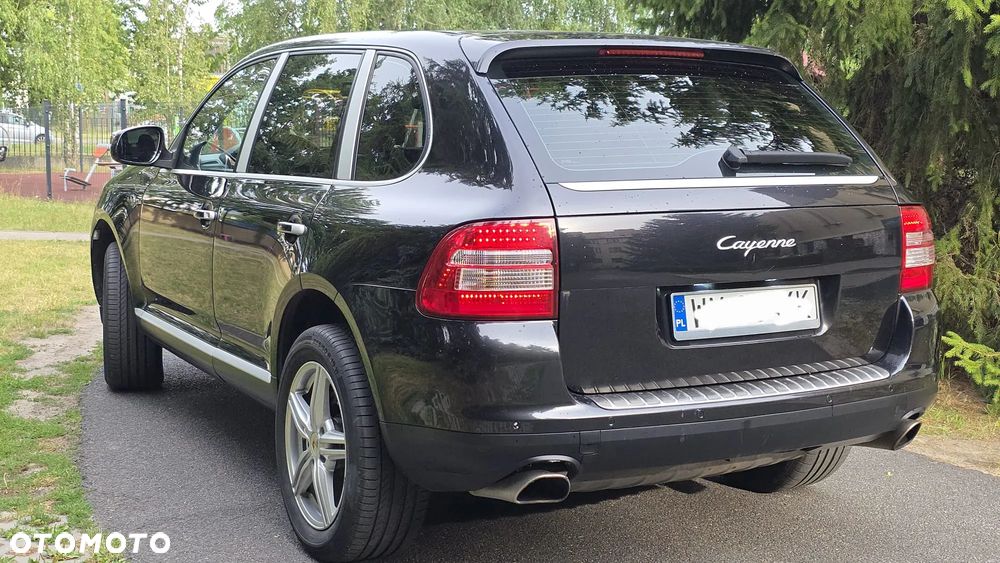 Porsche Cayenne - 15