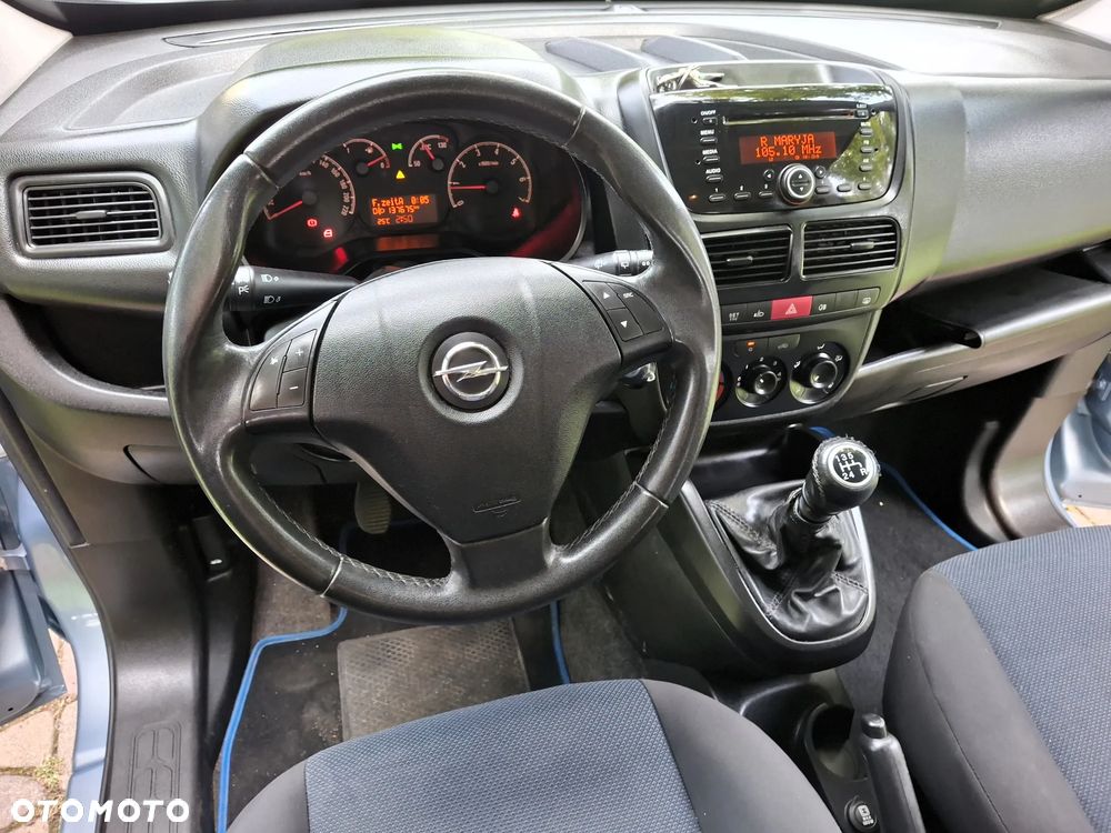 Opel Combo 1.4 Cosmo - 22