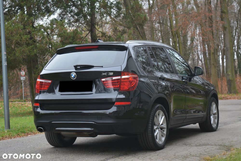 BMW X3 xDrive20d Advantage - 26