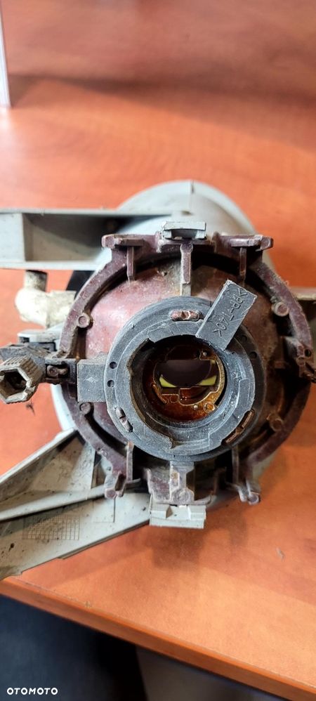 OPEL TIGRA 94-01 HALOGEN PRAWY - 3