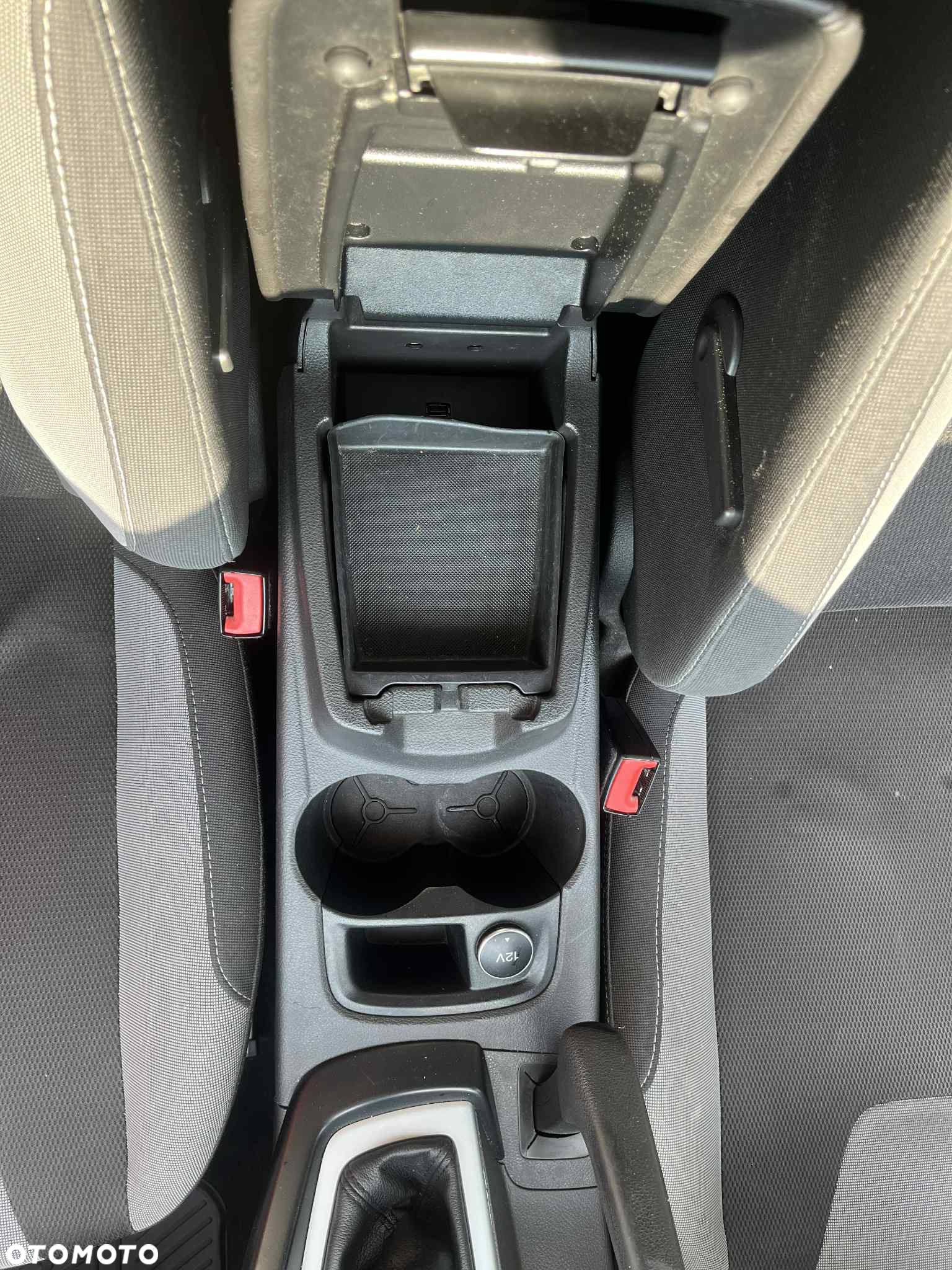 Ford Focus - 16