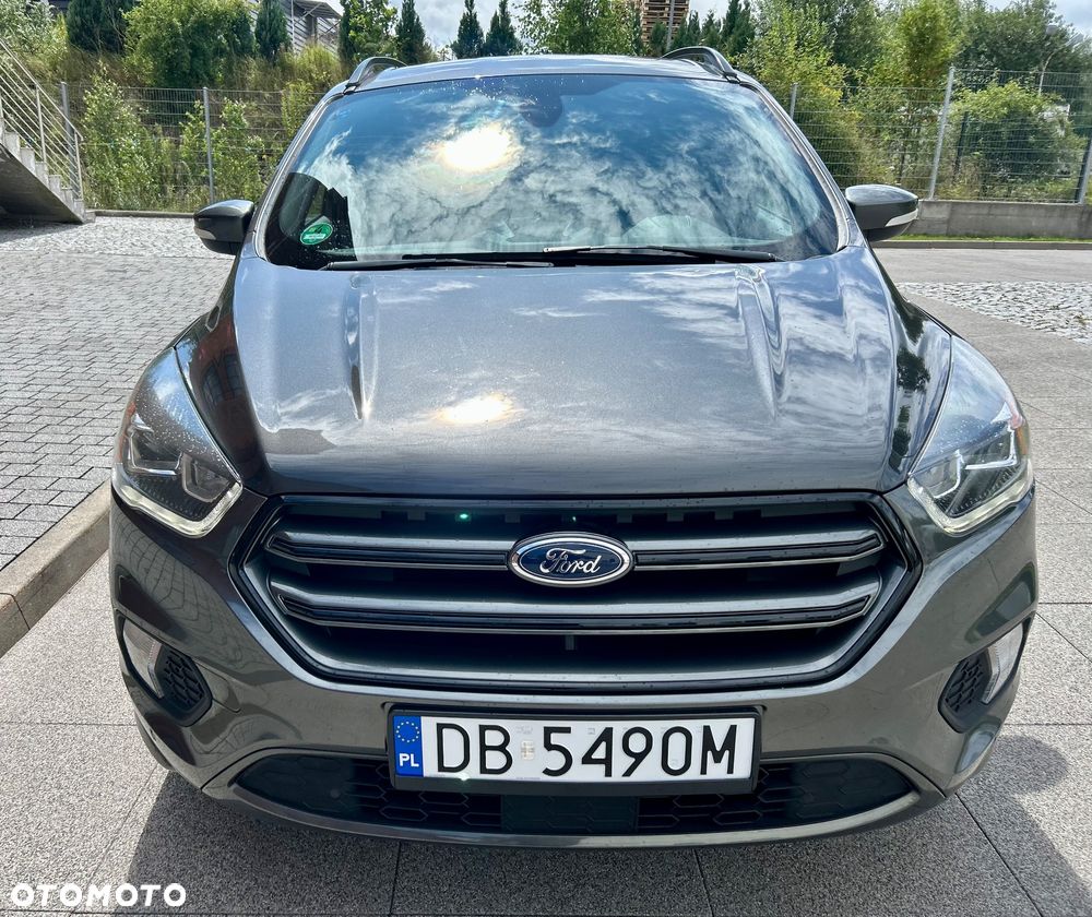 Ford Kuga 1.5 EcoBoost 2x4 Titanium - 38
