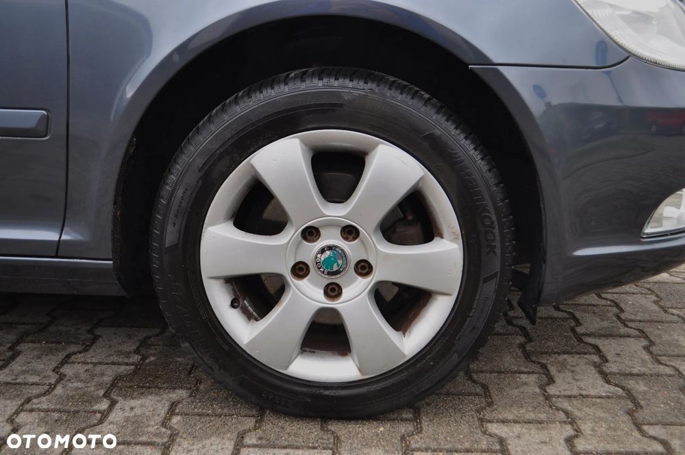 Skoda Octavia 1.6 Combi Selection - 33