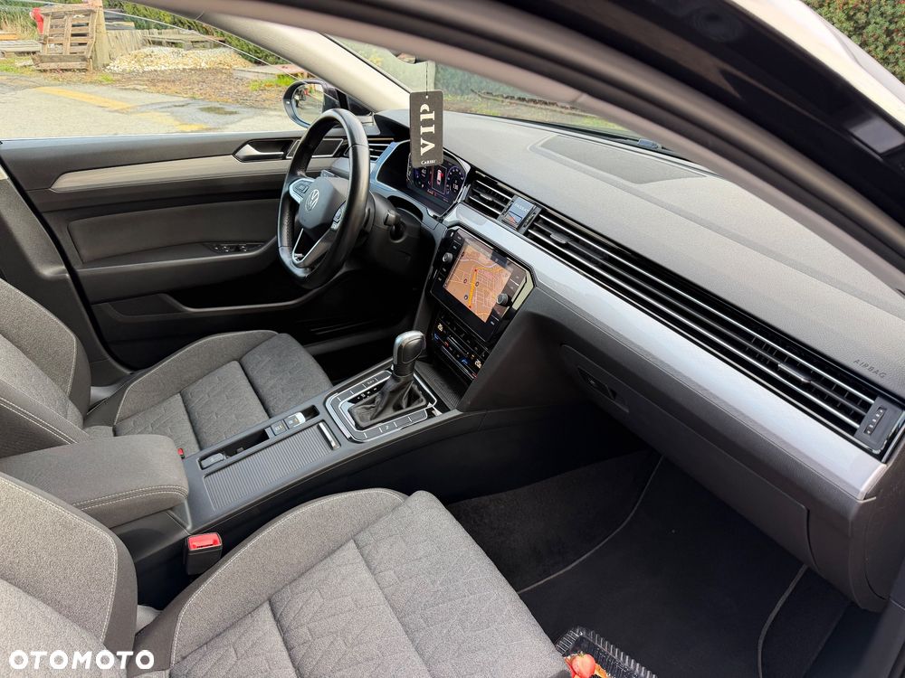 Volkswagen Passat 2.0 TDI SCR Style DSG - 21