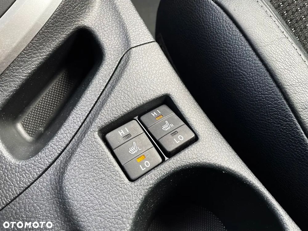 Toyota Auris - 34