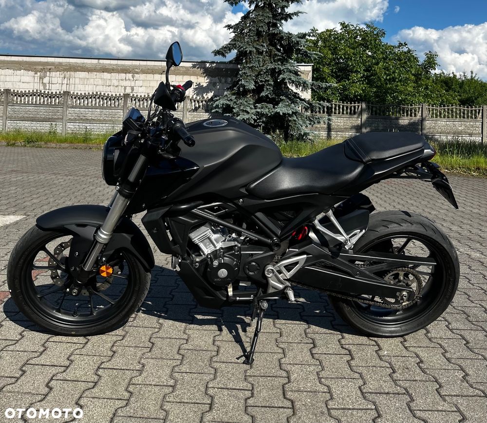 Honda CB - 2