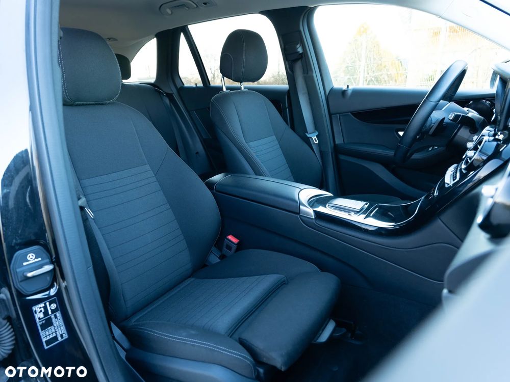 Mercedes-Benz GLC 200 d 4-Matic Business Edition - 21