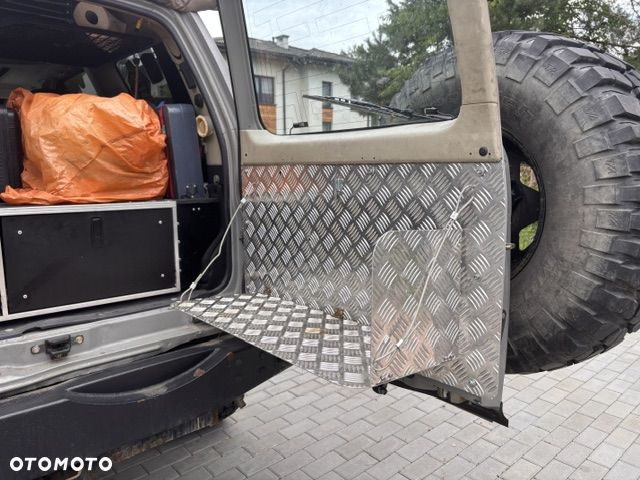 Nissan Patrol - 16