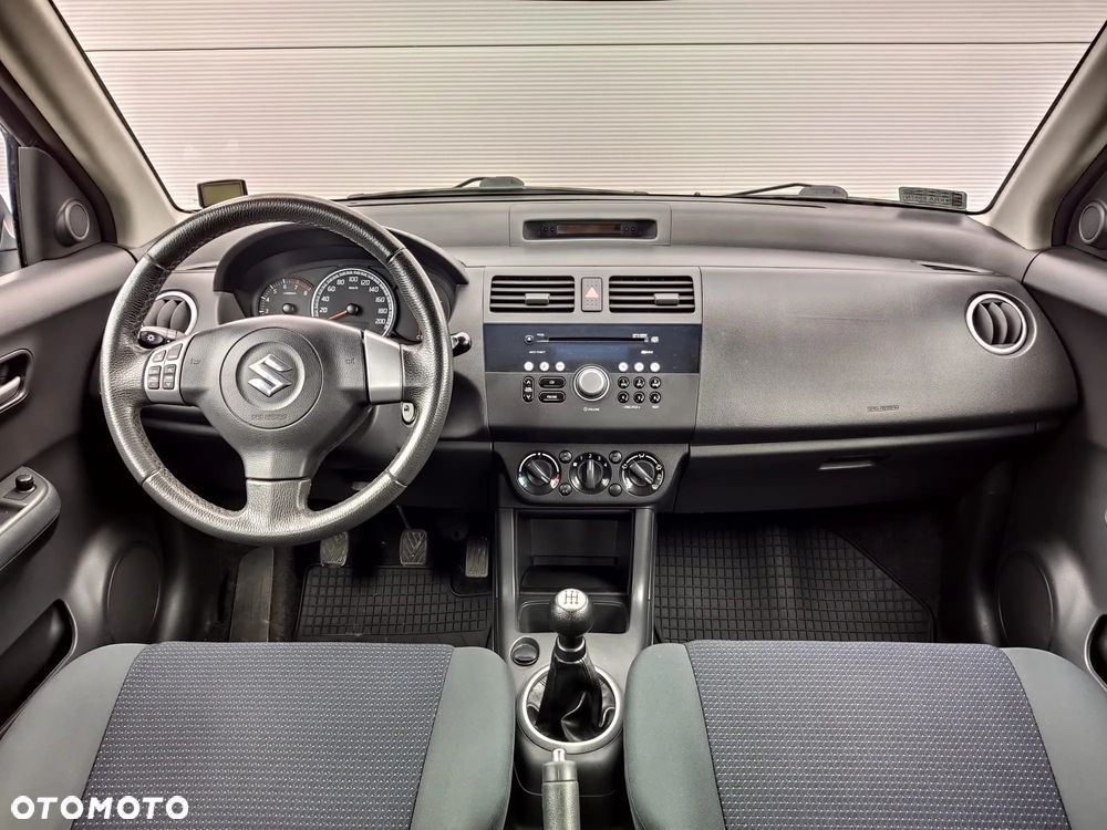 Suzuki Swift 1.3 GLX / Comfort - 6