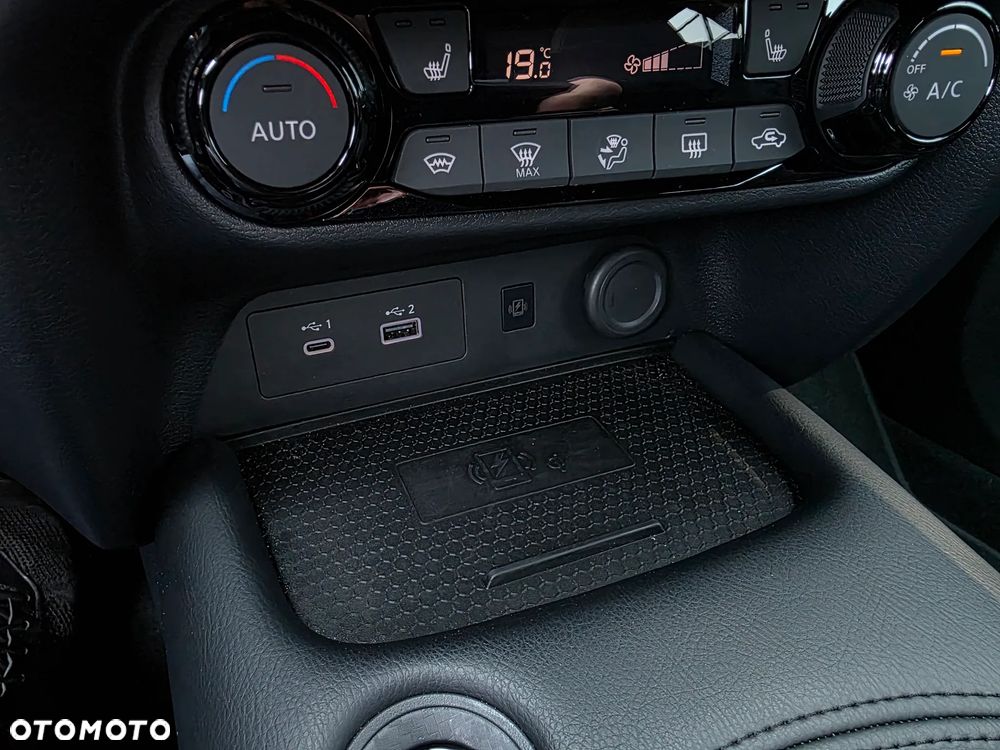 Nissan Juke 1.0 DIG-T N-Connecta - 22
