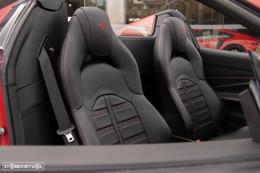 Ferrari F8 Tributo Standard - 37