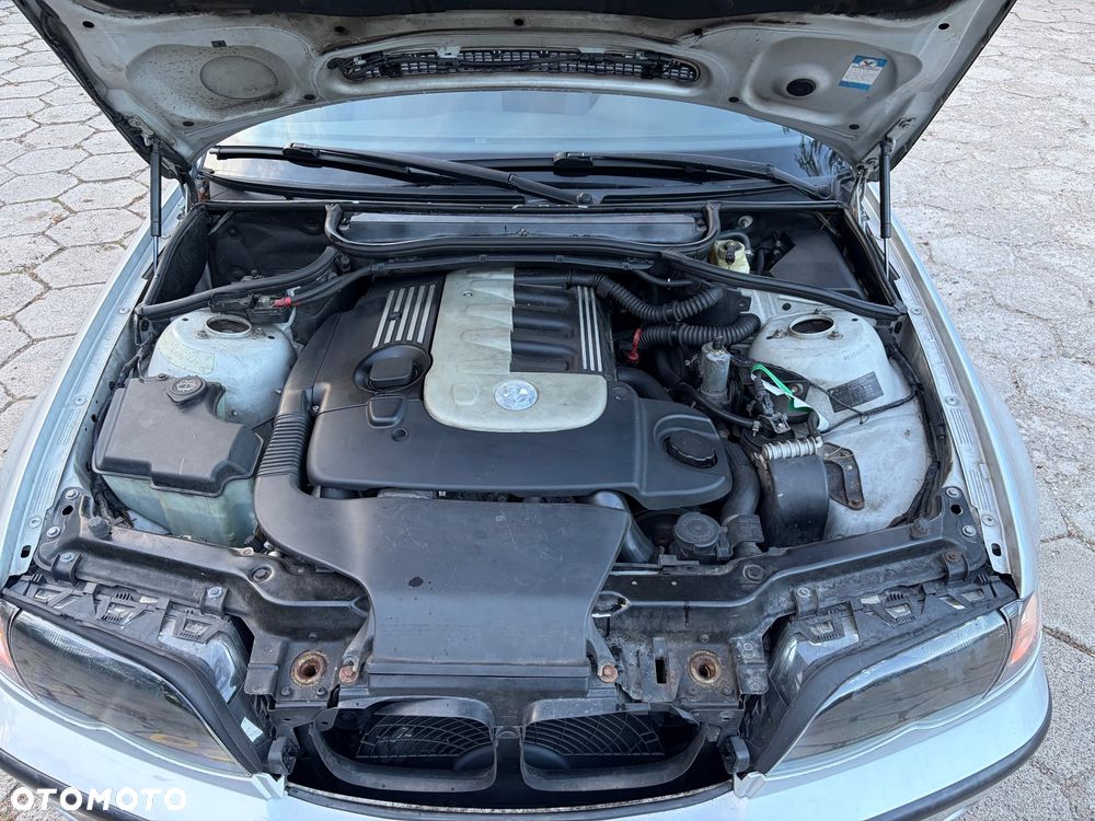 BMW Seria 3 330d - 18