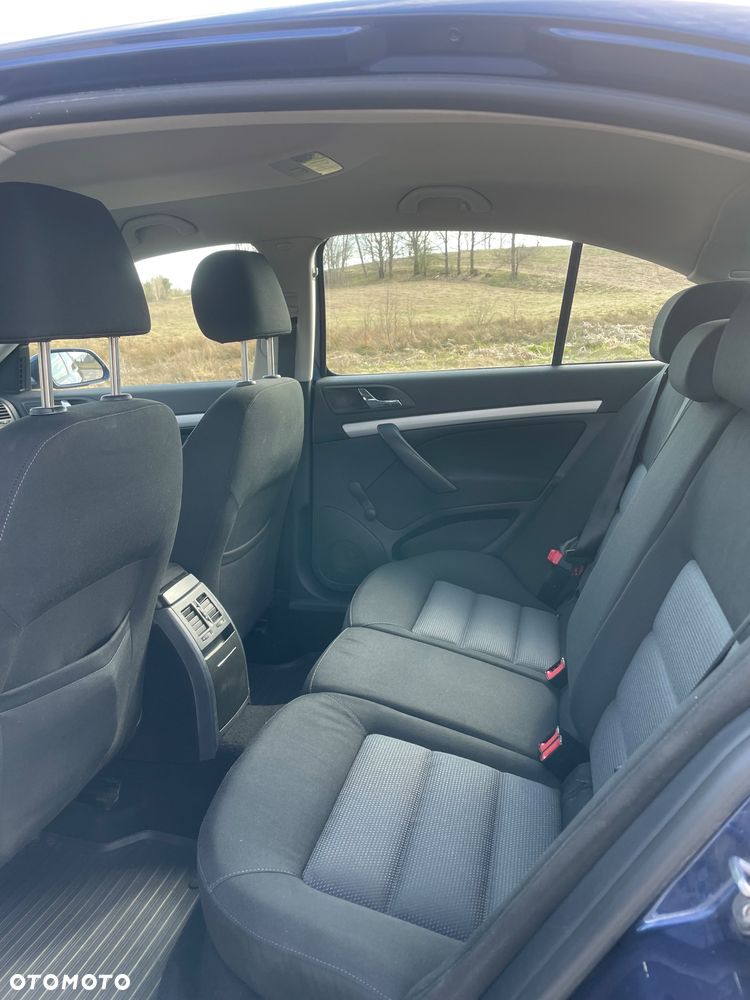 Skoda Octavia 2.0 FSI Elegance - 11