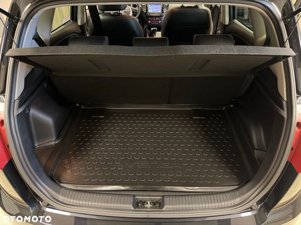 Kia Venga 1.6 L - 27