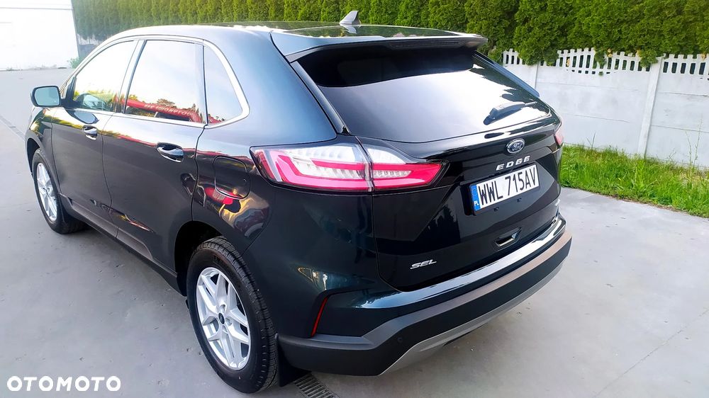 Ford Edge - 8