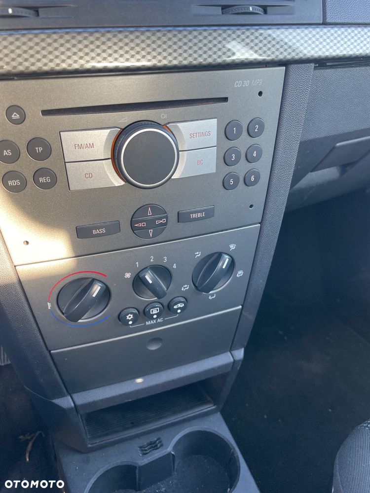 Opel Meriva 1.6 16V - 8