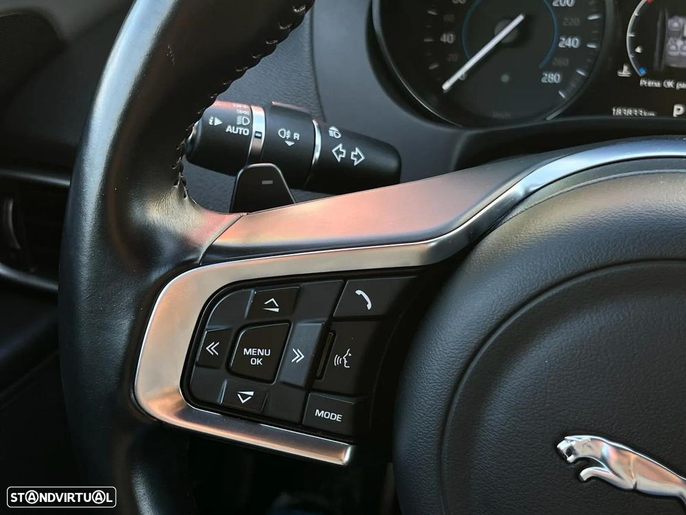 Jaguar XE 2.0 D R-Sport Aut. - 13