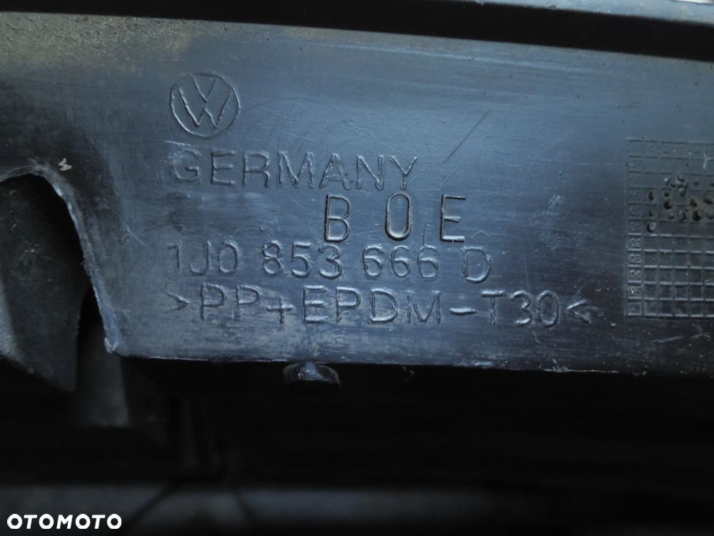 VW GOLF IV KRATKA ZDERZAKA PRAWA 1J0853666D POSIADAM 2 SZT - 3