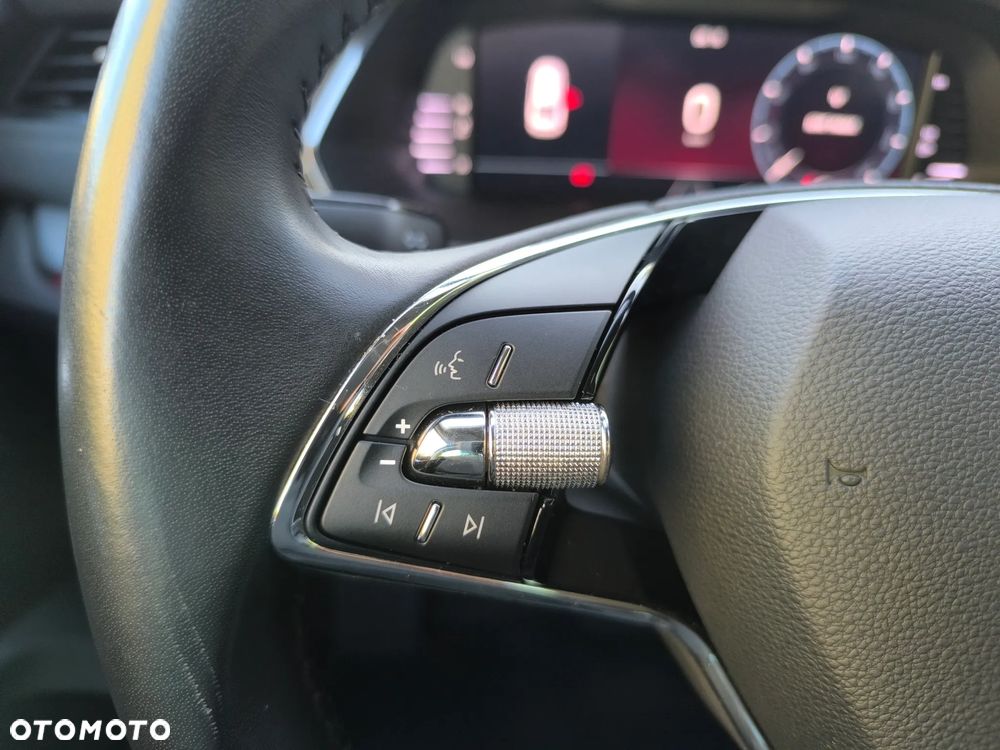 Skoda Octavia 1.5 TSI ACT Style - 29