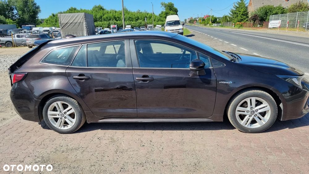 Toyota Corolla 1.8 Hybrid Comfort - 12