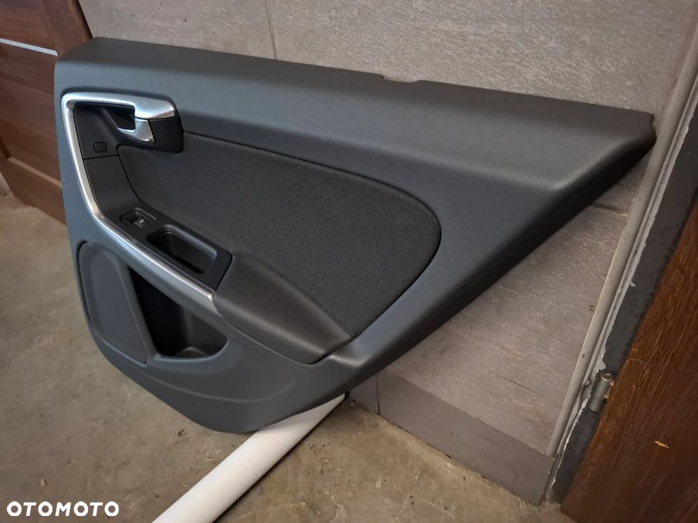 Boczek Drzwi prawy tył Volvo S60 II 2011 - 3