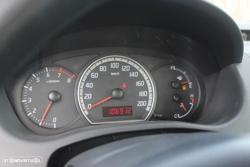 Suzuki Swift 1.3 16V Sport Plus - 11