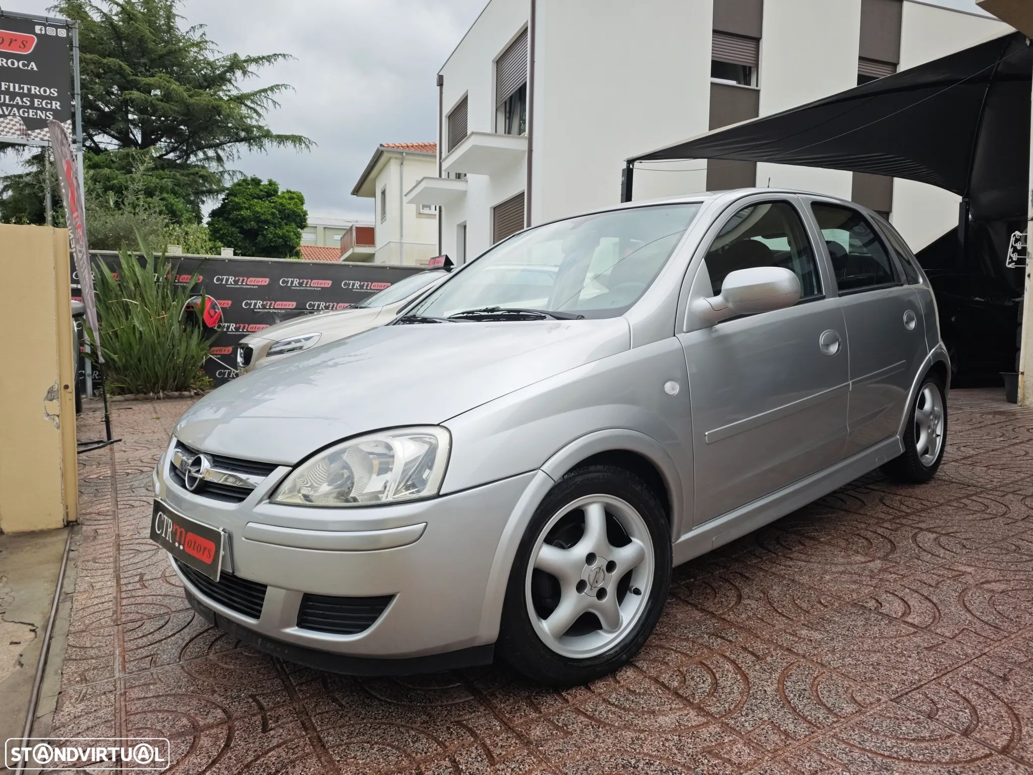 Opel Corsa 1.2 Twinport Silver - 1