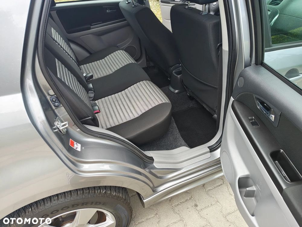 Suzuki SX4 1.6 VVT 4x2 Limited - 16