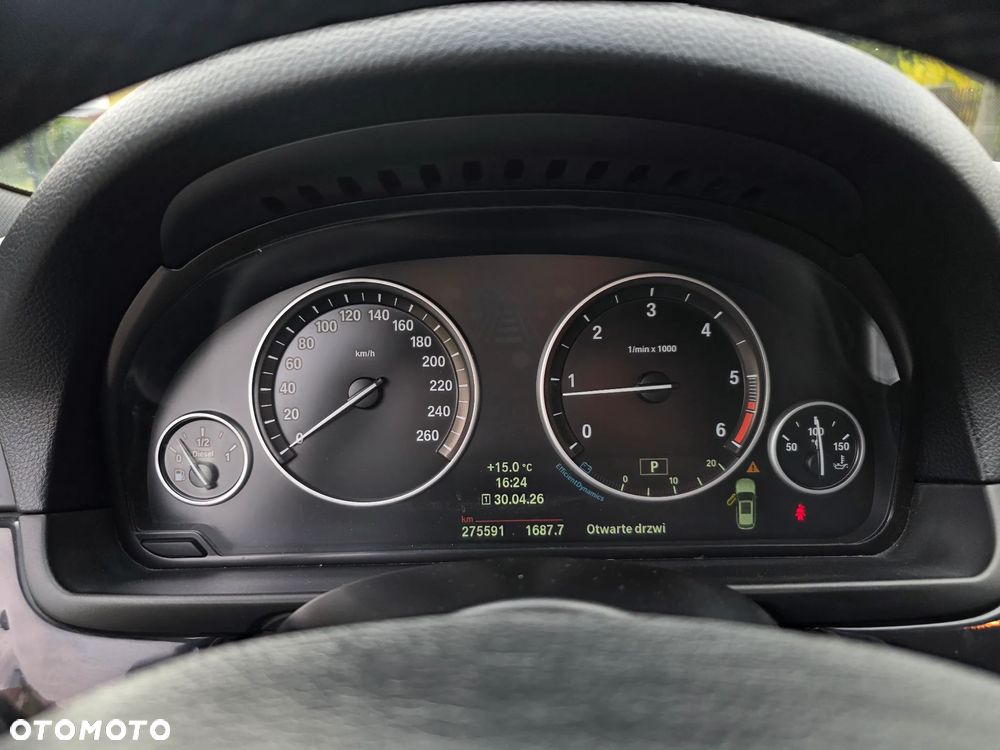 BMW Seria 5 525d xDrive Luxury Line - 24