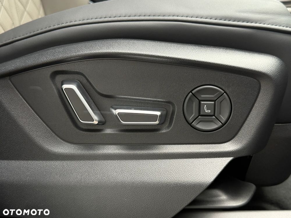 Audi SQ8 TFSI Quattro Tiptronic - 36