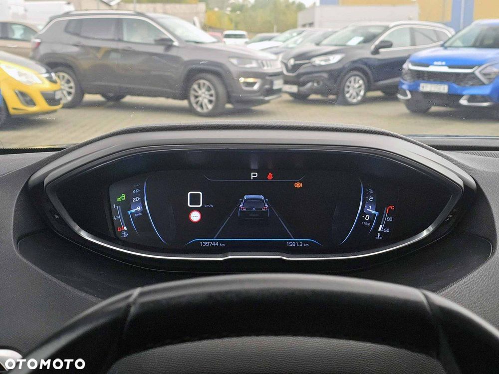 Peugeot 5008 - 35