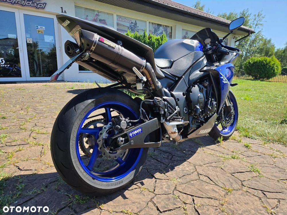 Yamaha YZF - 3