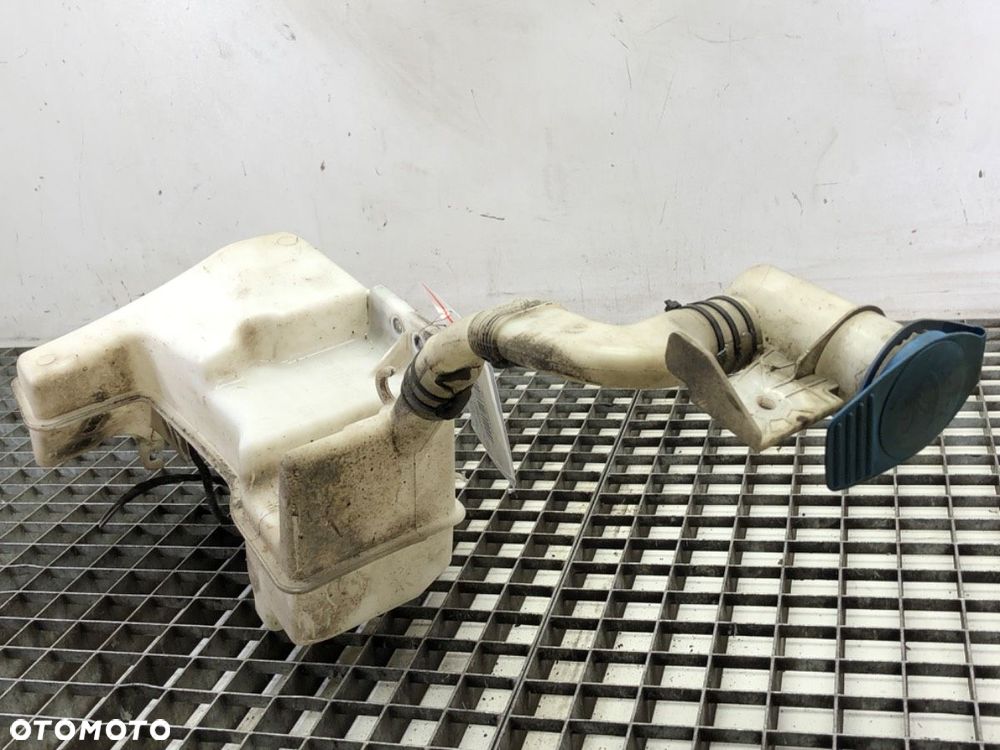 ZBIORNIK SPRYSKIWACZY  VW PASSAT B7 (A32, A33) 2011 - 2022 1.8 TSI 125 kW [170 KM] benzyna 2013 - - 1