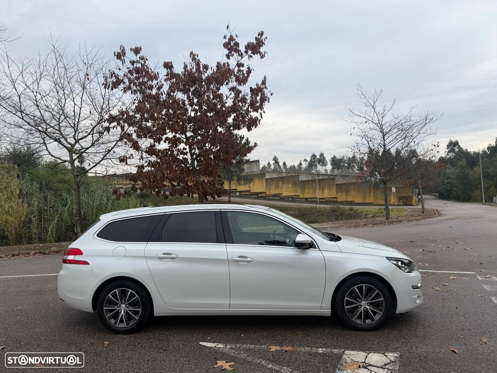 Peugeot 308 SW BlueHDi 120 Stop & Start Business-Line - 4