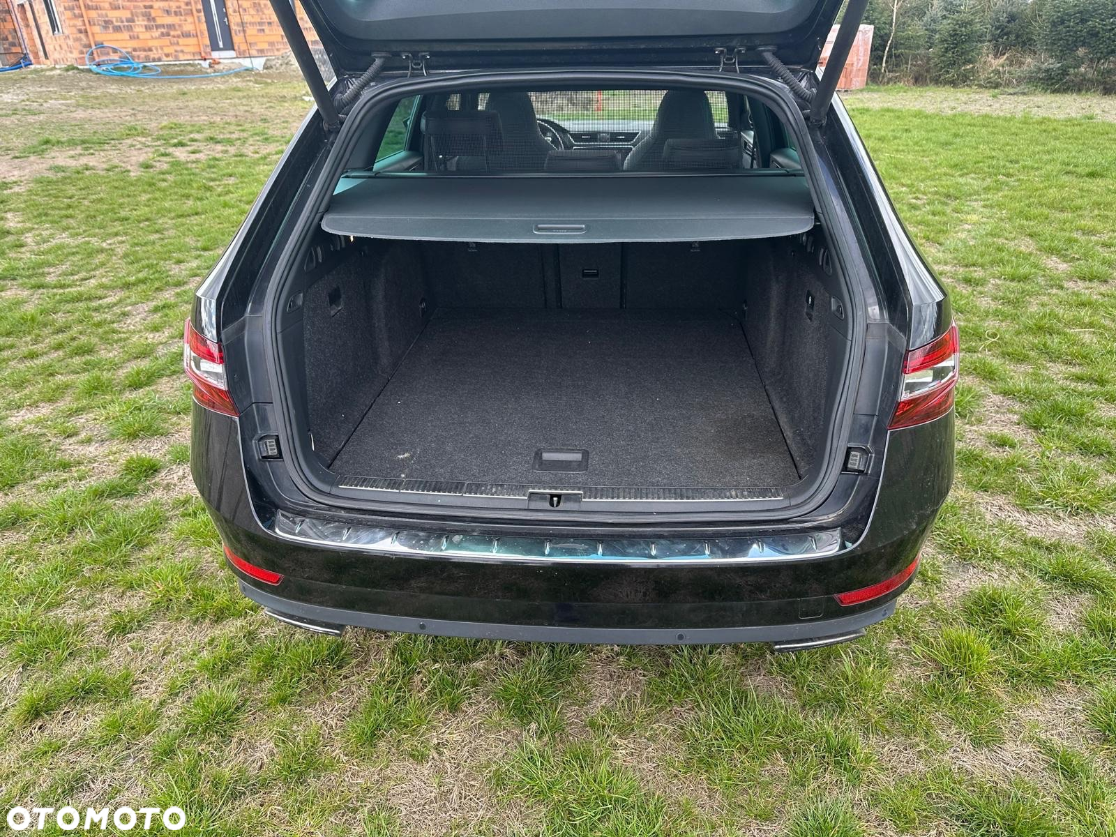 Skoda Superb 2.0 TSI 4x4 DSG Sportline - 18