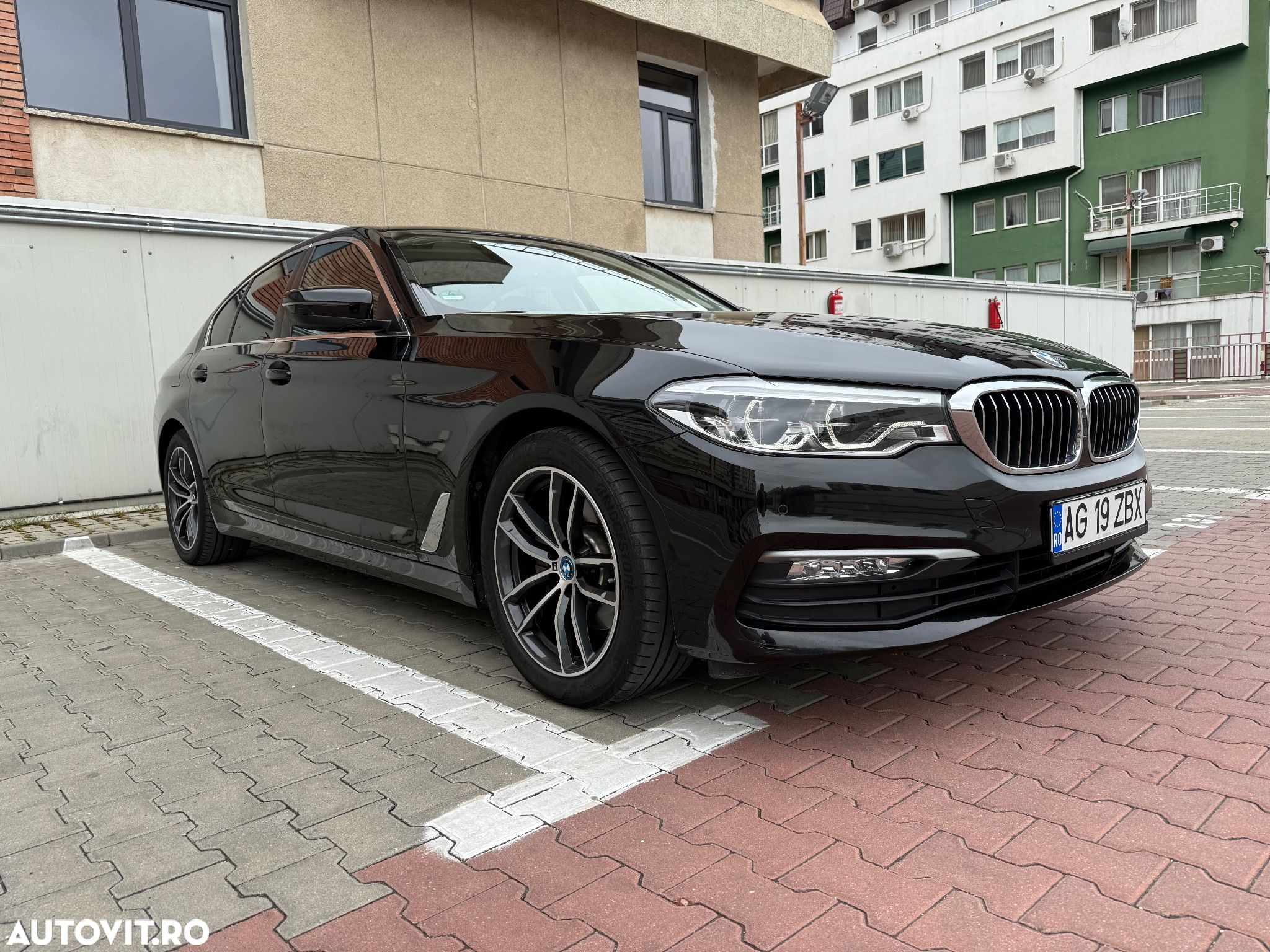 BMW Seria 5 520d AT - 1