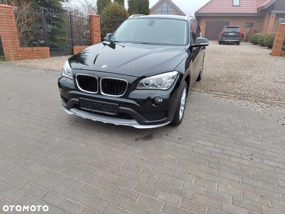 BMW X1 sDrive18d xLine - 22