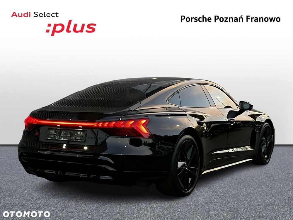 Audi e-tron GT - 5